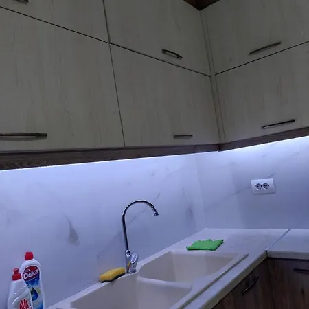 Apartment B & D *